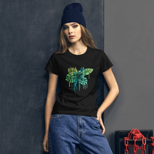 Load image into Gallery viewer, Green Flower short sleeve t-shirt